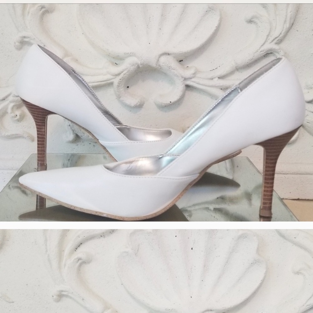 Rampage "Maria" Pointed Toe Pumps